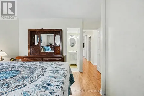 2000 Jasmine Crescent Ottawa ON K1J 8K4