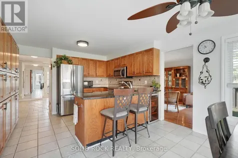 41 Framingham Crescent Ottawa ON K2J 3J4