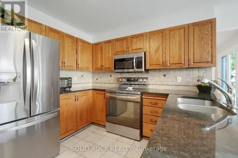 41 Framingham Crescent Ottawa ON K2J 3J4