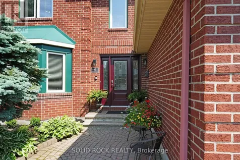 41 Framingham Crescent Ottawa ON K2J 3J4