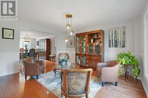 41 Framingham Crescent Ottawa ON K2J 3J4
