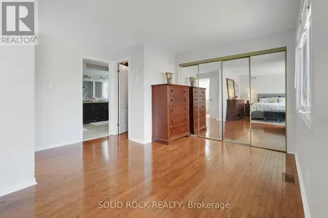 41 Framingham Crescent Ottawa ON K2J 3J4