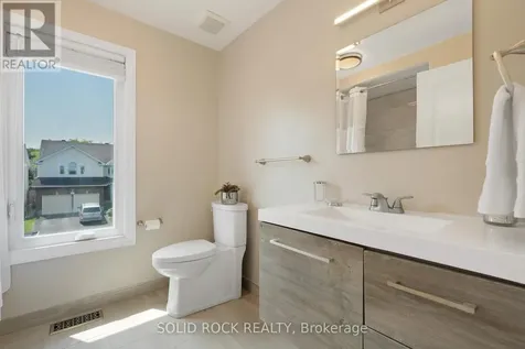 41 Framingham Crescent Ottawa ON K2J 3J4