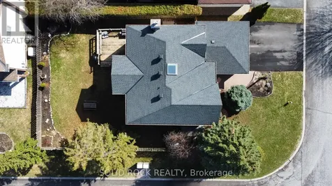 41 Framingham Crescent Ottawa ON K2J 3J4