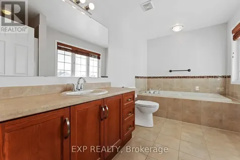 413 Tillsonburg Street Ottawa ON K2T 0C3
