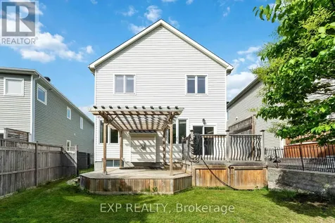 413 Tillsonburg Street Ottawa ON K2T 0C3