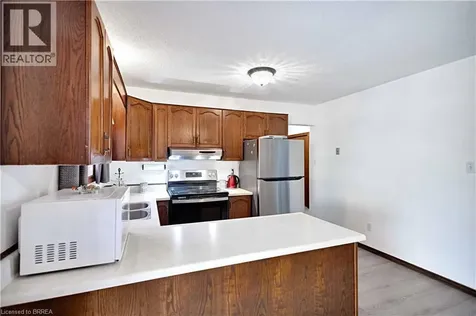 16 Sandlewood Avenue Brantford ON N3V 1C6