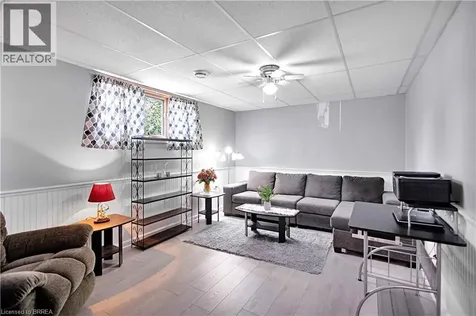 16 Sandlewood Avenue Brantford ON N3V 1C6