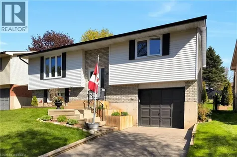16 Sandlewood Avenue Brantford ON N3V 1C6