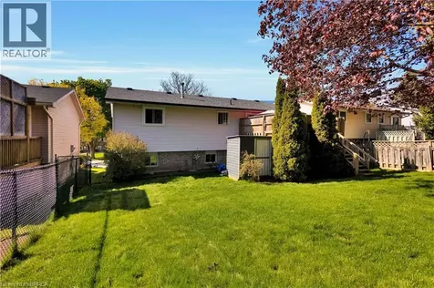 16 Sandlewood Avenue Brantford ON N3V 1C6