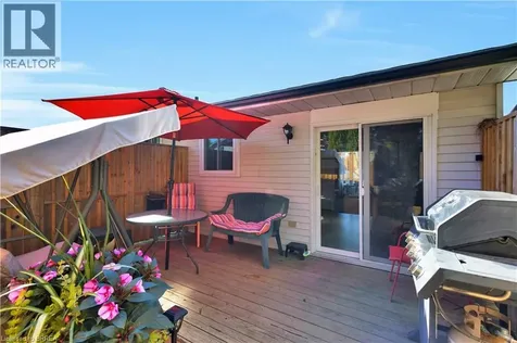 16 Sandlewood Avenue Brantford ON N3V 1C6