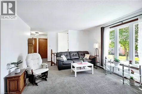 16 Sandlewood Avenue Brantford ON N3V 1C6