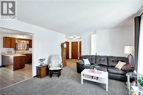 16 Sandlewood Avenue Brantford ON N3V 1C6