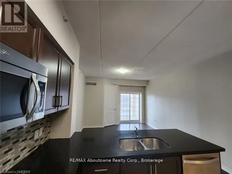 1083 Gordon Street Guelph (kortright West) ON N1G 0E8