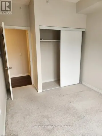 1083 Gordon Street Guelph (kortright West) ON N1G 0E8