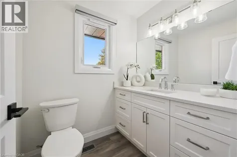 10 Alexander Avenue Tillsonburg ON N4G 2X9