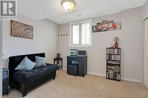 150 Urbancrest Private Ottawa ON T1P 1L9