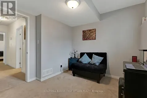 150 Urbancrest Private Ottawa ON T1P 1L9