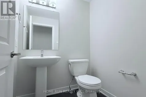 381 Les Emmerson Drive Ottawa ON K2J 7L7