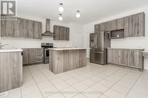 663 Anishinaabe Drive Shelburne ON L9V 3Y5