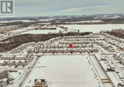 663 Anishinaabe Drive Shelburne ON L9V 3Y5