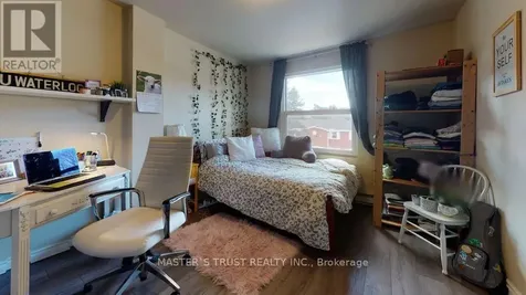 226 Westcourt Place Waterloo ON N2L 2R7
