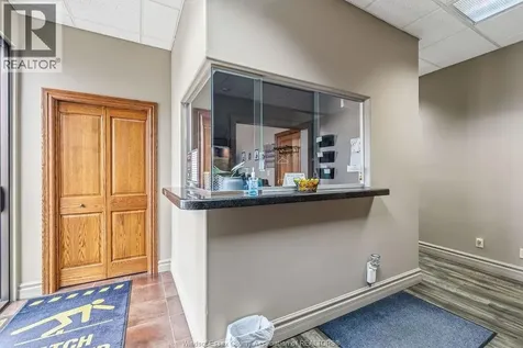 261 Shepherd Windsor ON N8X 2K5