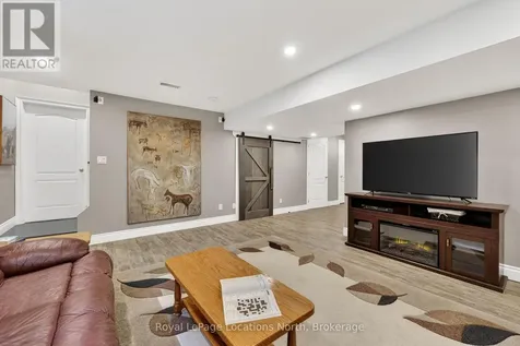 54 Williams Street Collingwood ON L9Y 0C4