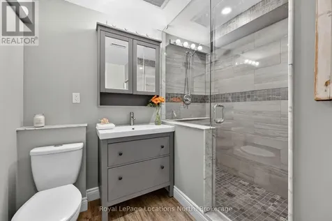 54 Williams Street Collingwood ON L9Y 0C4