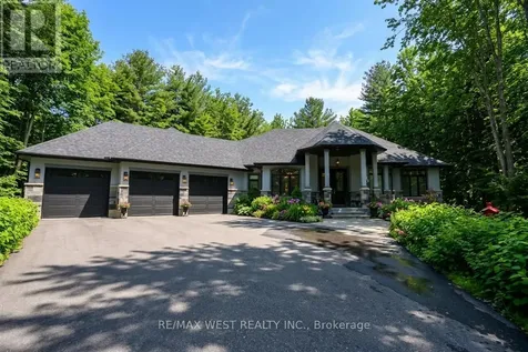 2 Sycamore Circle Springwater ON L0L 2K0