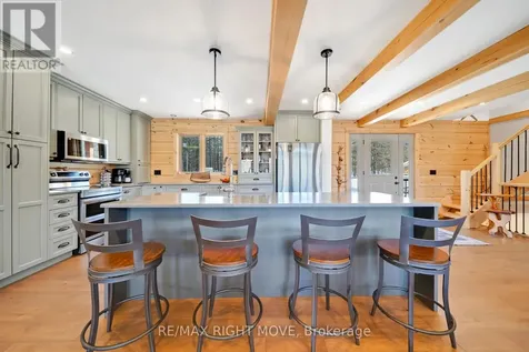1935 Mcleod Drive Severn ON P0E 1N0