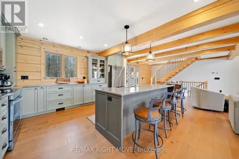 1935 Mcleod Drive Severn ON P0E 1N0