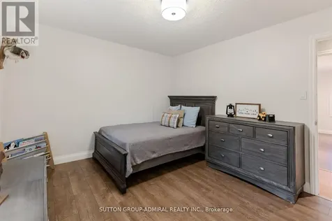 250 Denney Drive Essa ON L3W 0T8