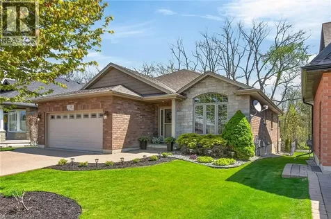 18 Angler Avenue Port Dover ON N0A 1N3