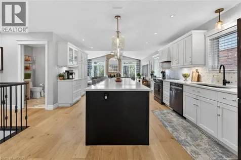 18 Angler Avenue Port Dover ON N0A 1N3