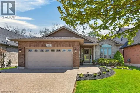 18 Angler Avenue Port Dover ON N0A 1N3