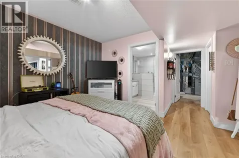 18 Angler Avenue Port Dover ON N0A 1N3
