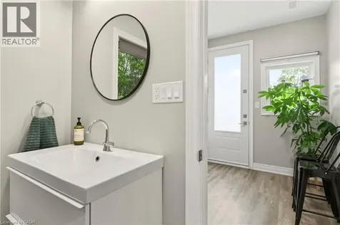 183 Sunnyridge Road Ancaster ON L0R 1R0
