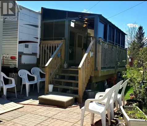 5216 County 90 Road Springwater ON L0M 1T0