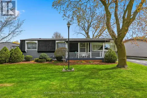 33 Fairview Crescent North Perth (elma) ON N4W 3G8