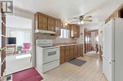 33 Fairview Crescent North Perth (elma) ON N4W 3G8