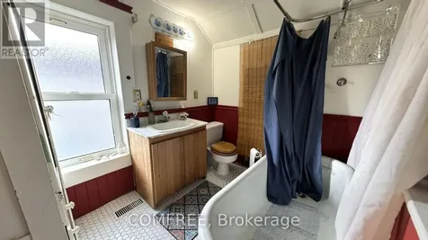 2122 Old Front Road Lasalle ON N9J 2C9