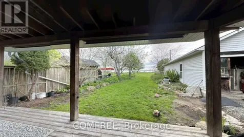 2122 Old Front Road Lasalle ON N9J 2C9