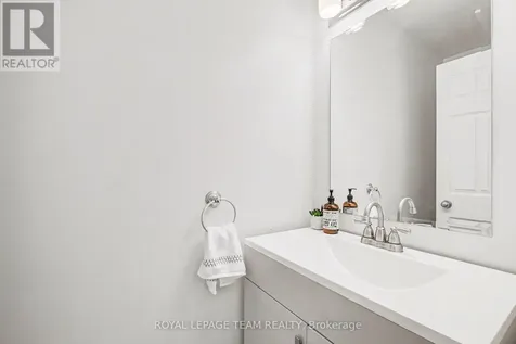 159 Montmorency Way Ottawa ON K4A 0J3