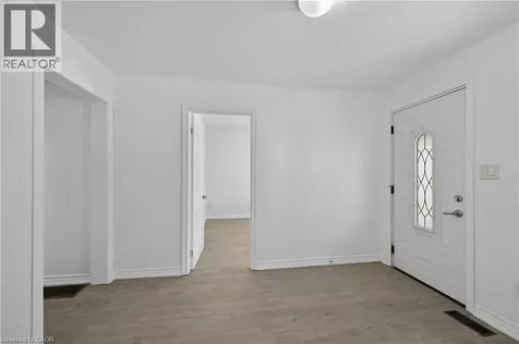 584 Waterloo Street Hamilton ON L8H 6V5
