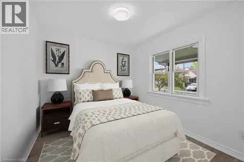 584 Waterloo Street Hamilton ON L8H 6V5