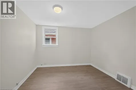 584 Waterloo Street Hamilton ON L8H 6V5