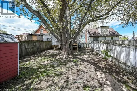 584 Waterloo Street Hamilton ON L8H 6V5