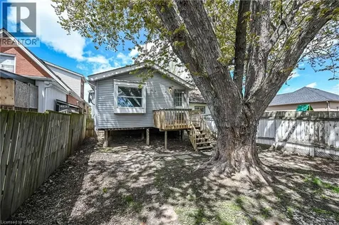 584 Waterloo Street Hamilton ON L8H 6V5