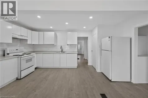 584 Waterloo Street Hamilton ON L8H 6V5